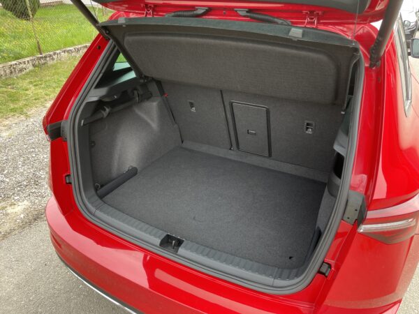 Škoda Karoq 2.0 TDI 110 kw 4x4 SportLine - Image 11