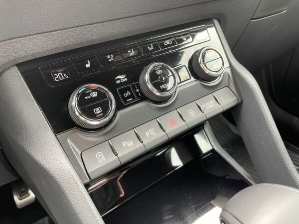Škoda Karoq 2.0 TDI 110 kw 4x4 SportLine - Image 10