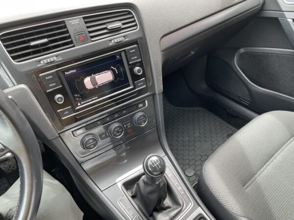 Volkswagen Golf 1.6 TDI 77 kw, 1. maj., ČR - Image 11
