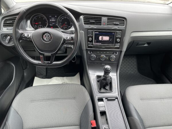 Volkswagen Golf 1.6 TDI 77 kw, 1. maj., ČR - Image 9