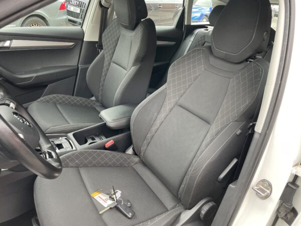 Škoda Karoq 1.5 TSI 110 kw DSG, 1.maj., ČR - Image 8