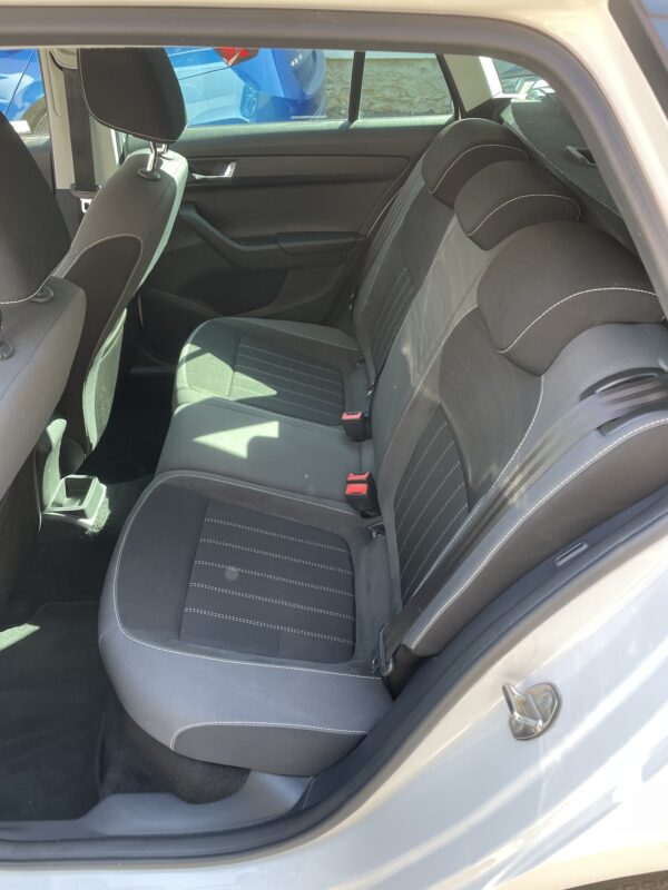 Škoda Fabia 1.0 TSI 81 Kw STYLE, 1. maj. - Image 13