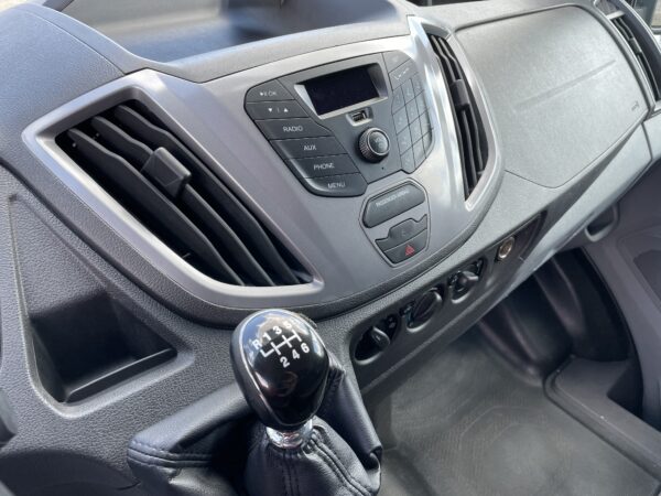 Ford Transit 2.2 TDCI L3H2, 1. majitel, DPH - Image 12