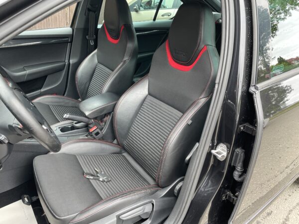 Škoda Octavia III RS 2.0 TDI 4x4 DSG 135 kw - Image 11
