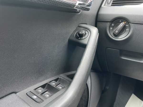 Škoda Octavia III RS 2.0 TDI 4x4 DSG 135 kw - Image 17