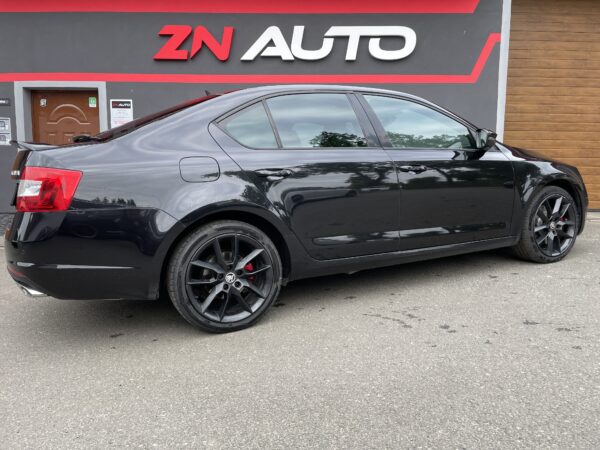 Škoda Octavia III RS 2.0 TDI 4x4 DSG 135 kw - Image 6