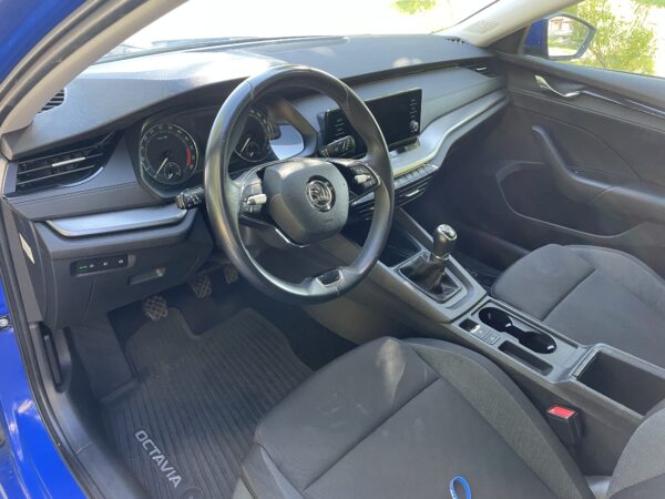 Škoda Octavia 2.0 TDI 85 Kw AMBITION - Image 8