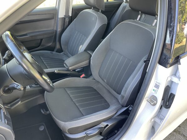 Škoda Fabia 1.0 TSI 70 Kw STYLE - Image 7