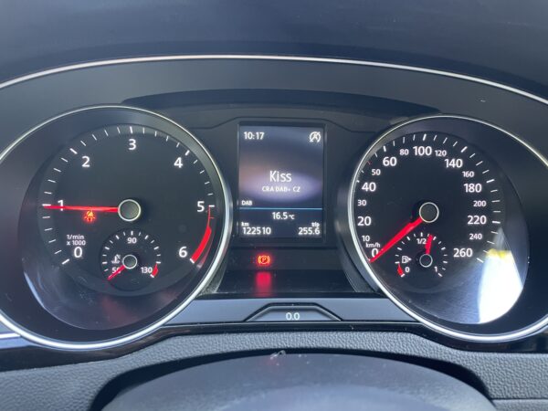 Volkswagen Passat B8 Business 2.0 TDI 110 KW - Image 16