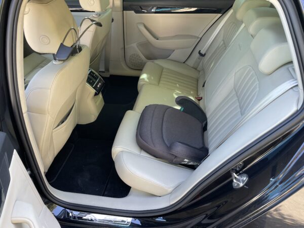 Škoda Superb III DSG L&K 2.0 TSI 200 kw - Image 11